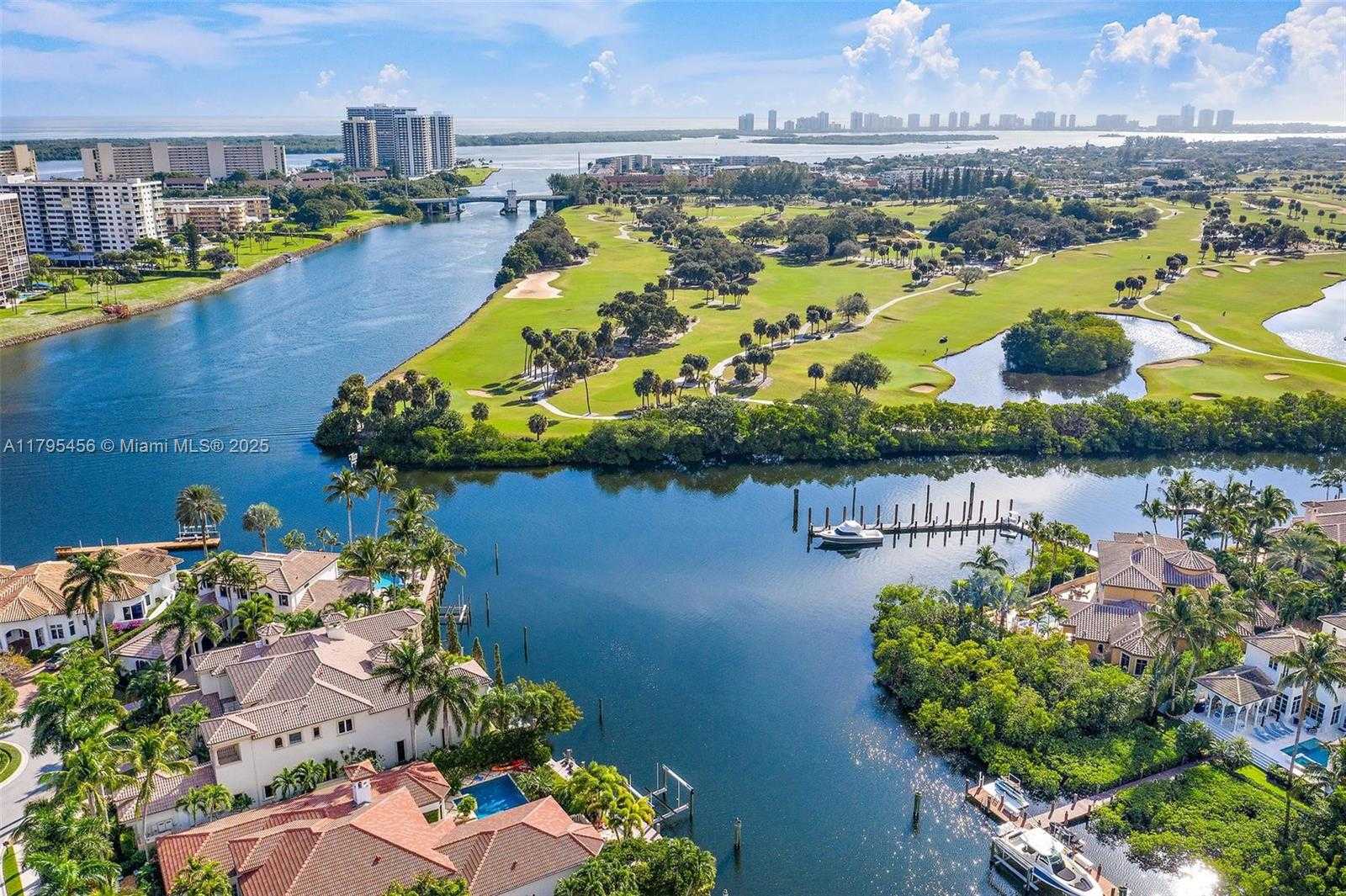 Small Image of 848 HARBOUR ISLE PLACE, North Palm Beach Number 63
