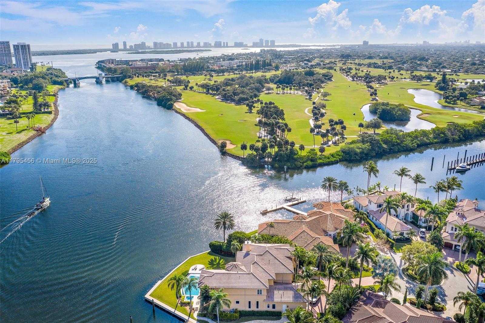 Small Image of 848 HARBOUR ISLE PLACE, North Palm Beach Number 64