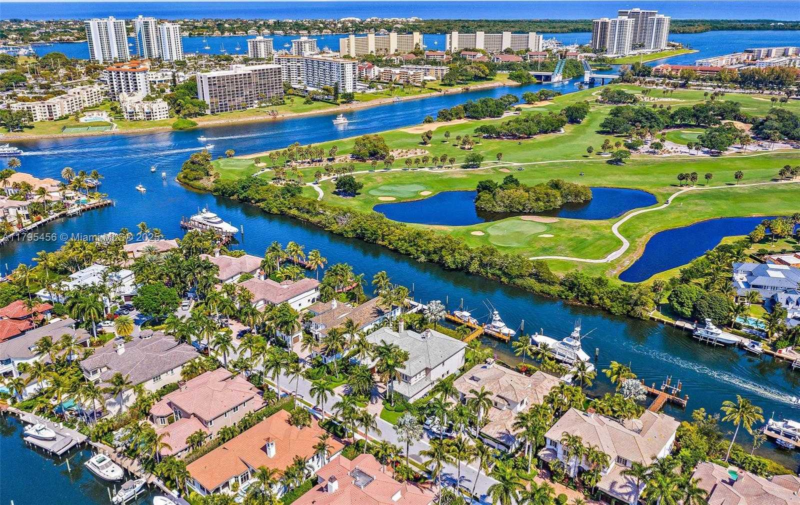 Small Image of 848 HARBOUR ISLE PLACE, North Palm Beach Number 65