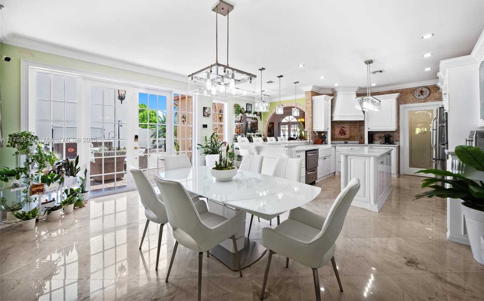 Small Image of 15870 NORTH WEST 10TH ST, Pembroke Pines Number 13