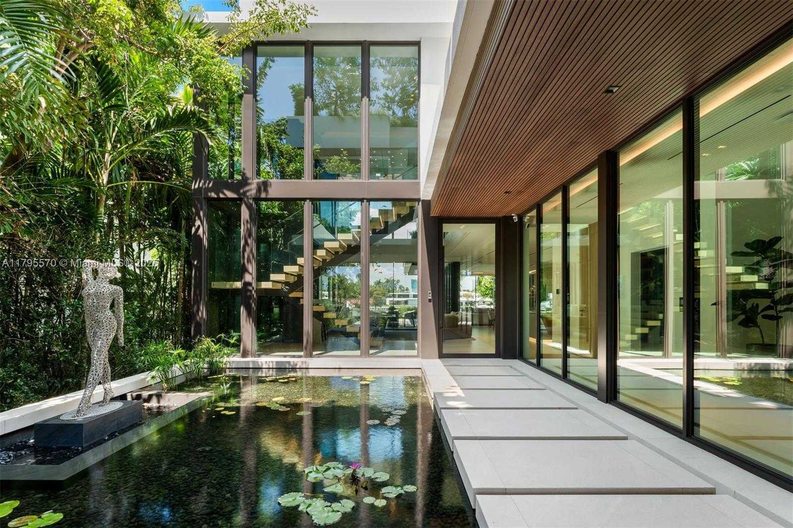 Small Image of 220 WEST DILIDO DR, Miami Beach Number 15
