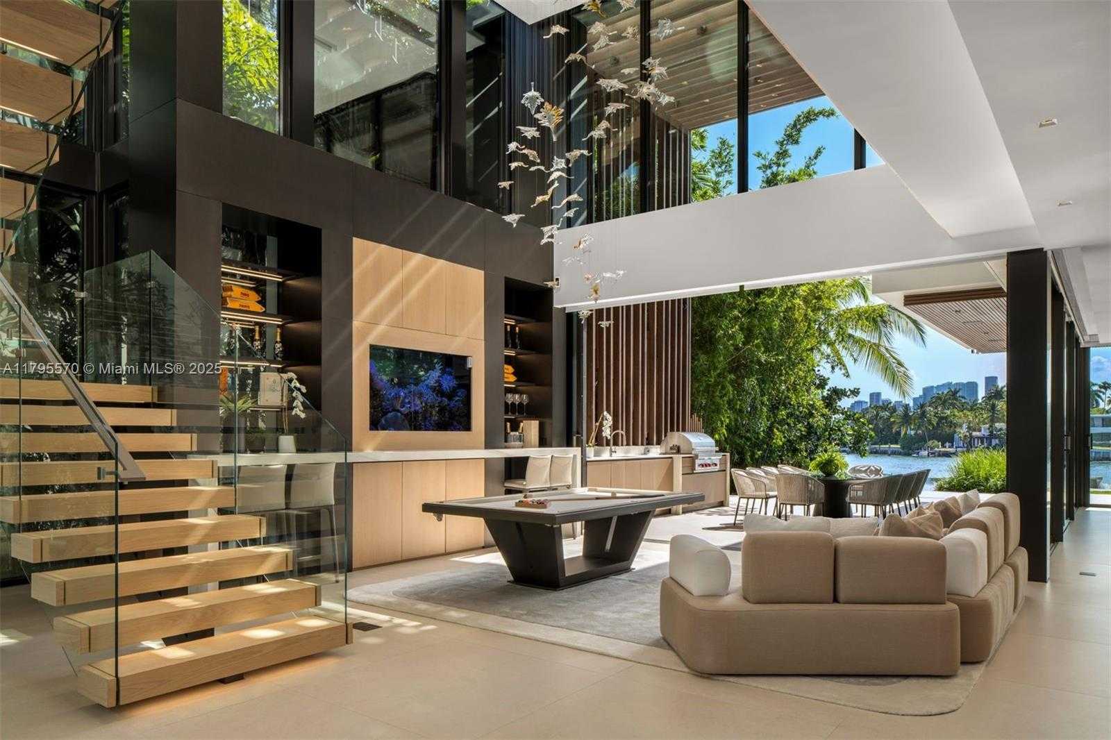 Small Image of 220 WEST DILIDO DR, Miami Beach Number 23