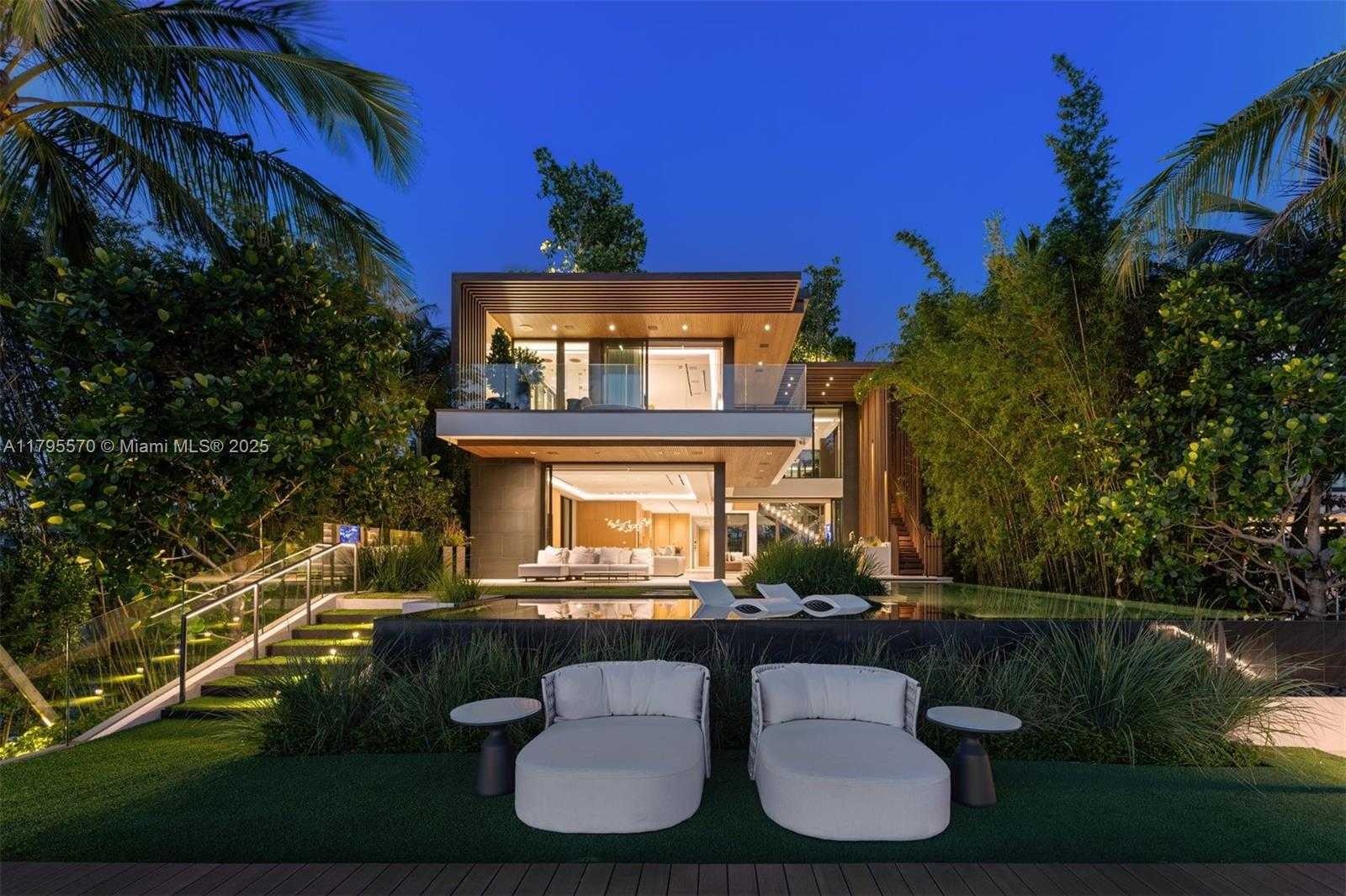 Small Image of 220 WEST DILIDO DR, Miami Beach Number 28