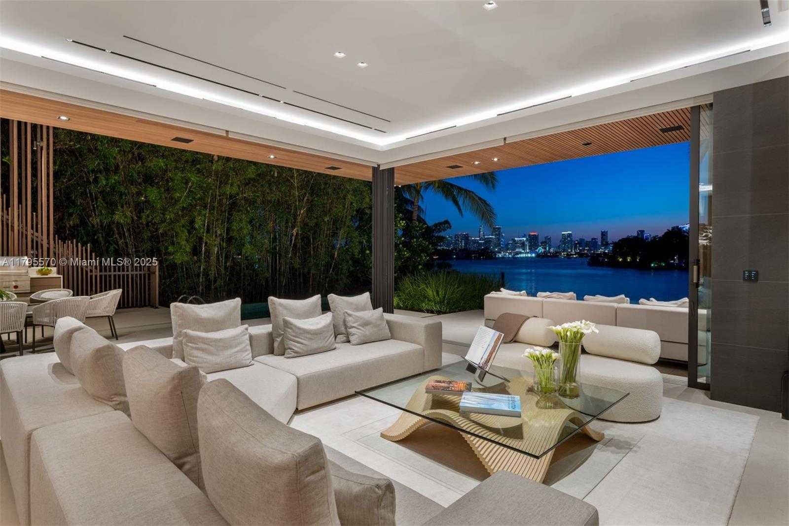 Small Image of 220 WEST DILIDO DR, Miami Beach Number 29