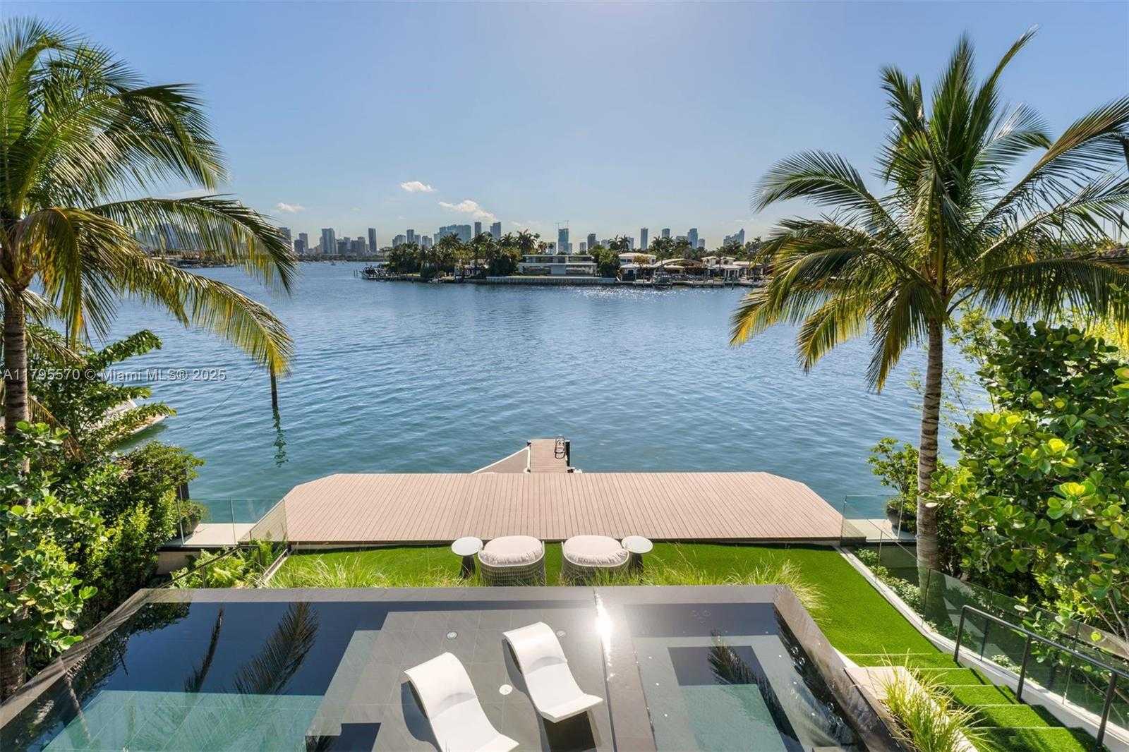 Small Image of 220 WEST DILIDO DR, Miami Beach Number 31