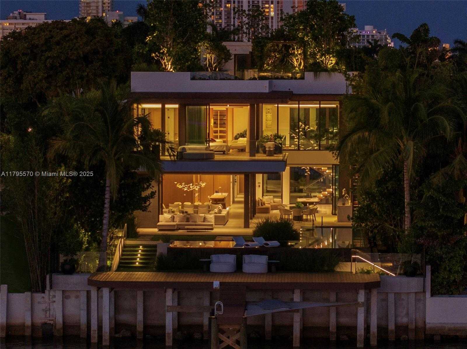 Small Image of 220 WEST DILIDO DR, Miami Beach Number 33