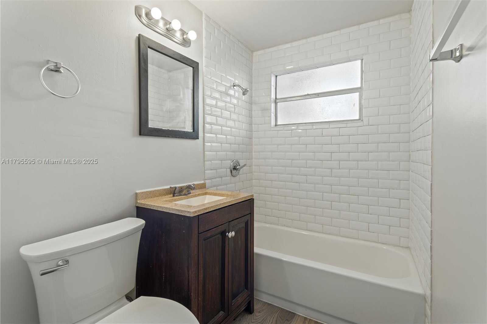 Small Image of 3121 NORTH EAST 13TH AVE, Pompano Beach Number 5