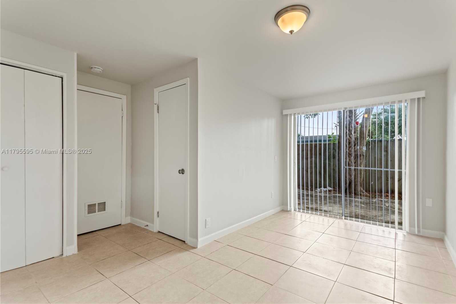 Small Image of 3121 NORTH EAST 13TH AVE, Pompano Beach Number 6