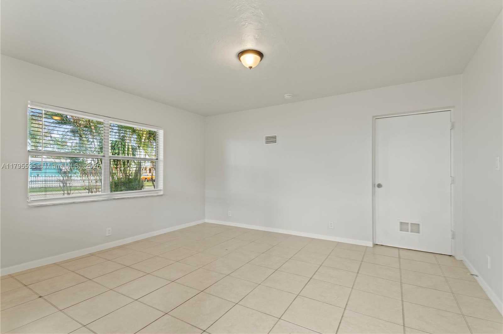 Small Image of 3121 NORTH EAST 13TH AVE, Pompano Beach Number 8