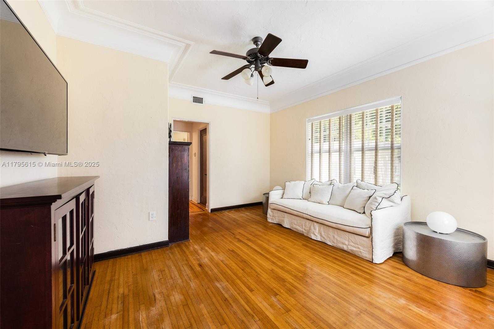 Small Image of 1801 SOUTH WEST 12TH ST, Miami Number 17