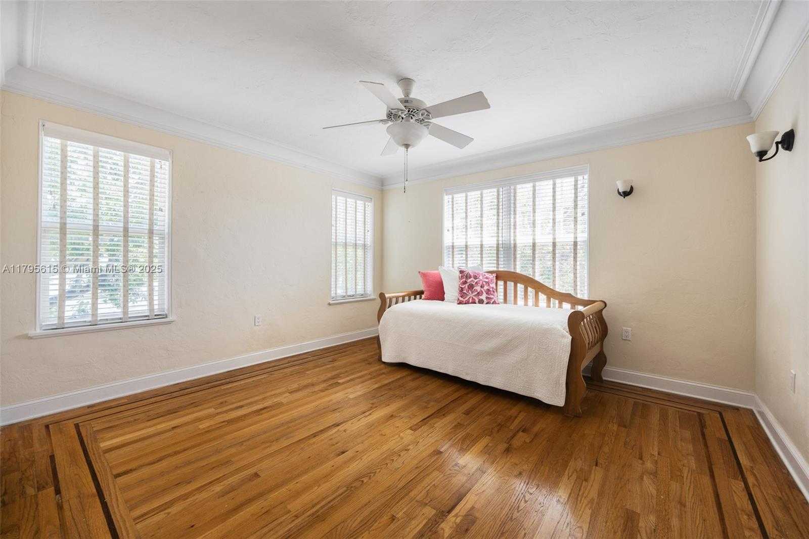 Small Image of 1801 SOUTH WEST 12TH ST, Miami Number 31