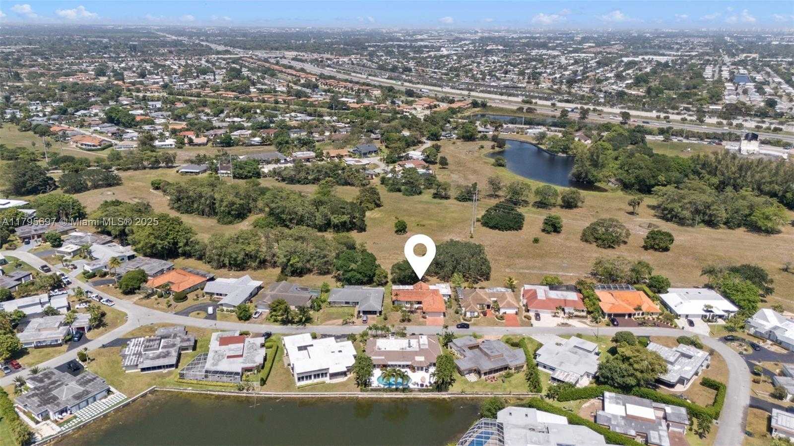 Small Image of 4508 KING PALM DR, Tamarac Number 31
