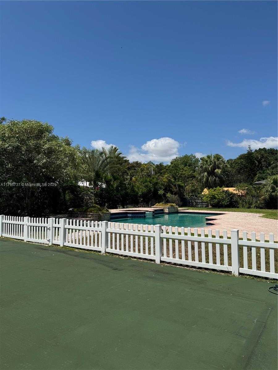 Small Image of 1234 NORTH EAST 96TH ST, Miami Shores Number 11