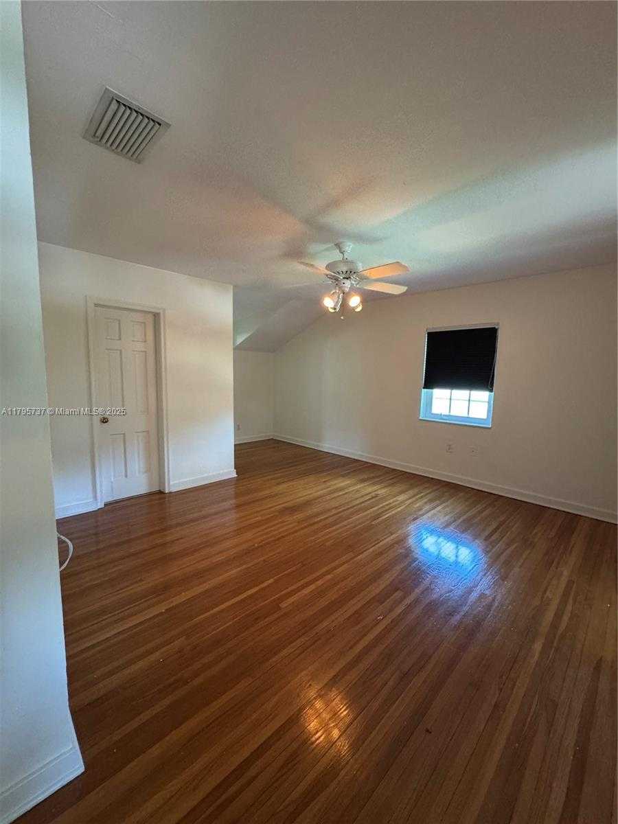Small Image of 1234 NORTH EAST 96TH ST, Miami Shores Number 17