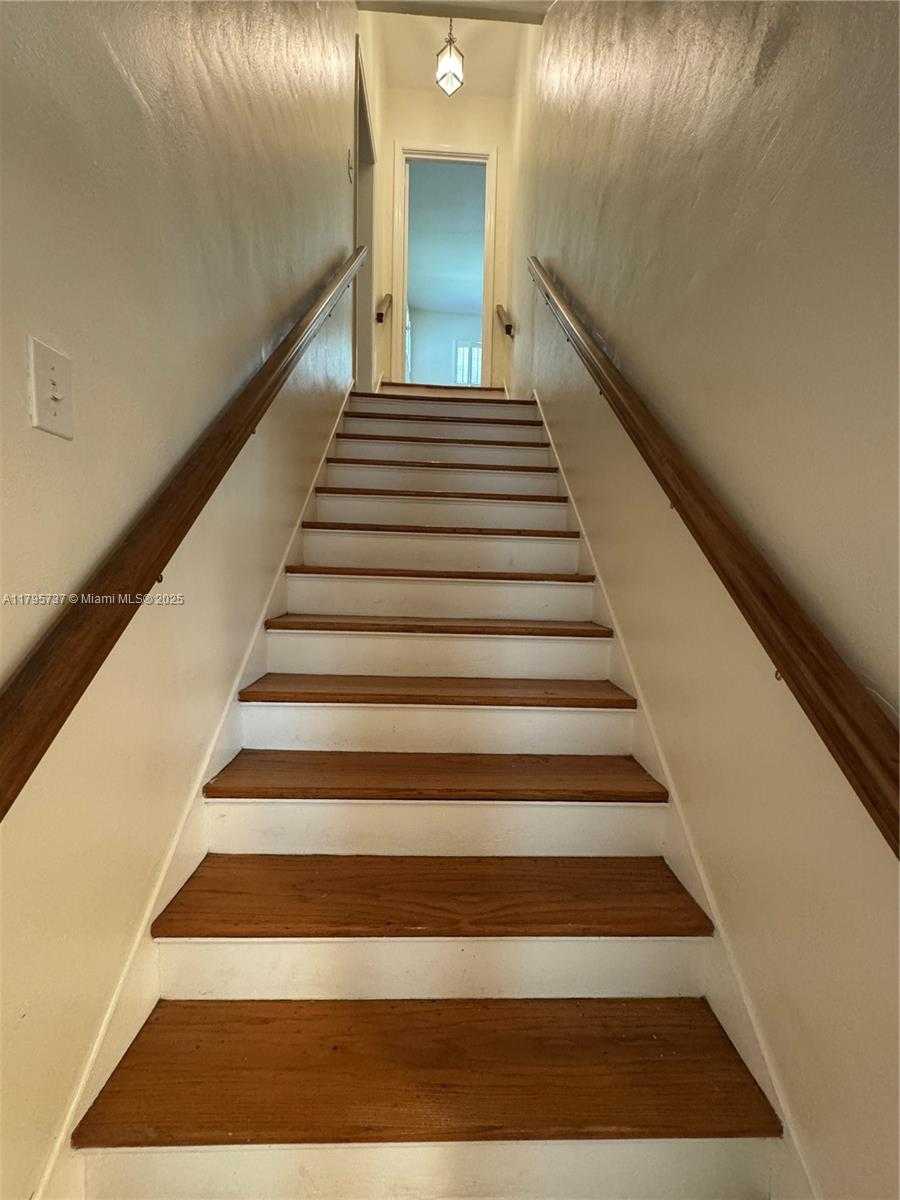 Small Image of 1234 NORTH EAST 96TH ST, Miami Shores Number 23