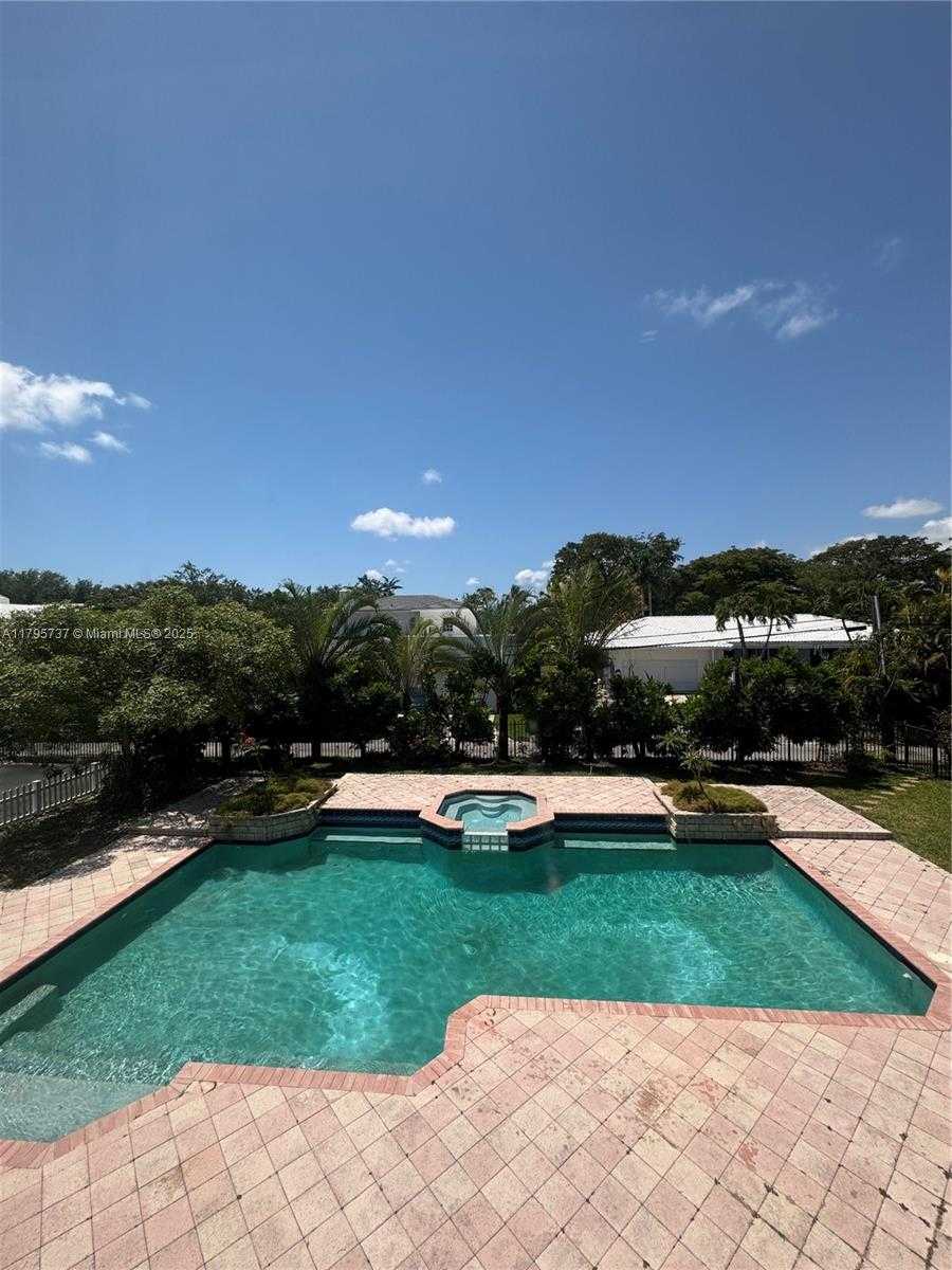 Small Image of 1234 NORTH EAST 96TH ST, Miami Shores Number 4