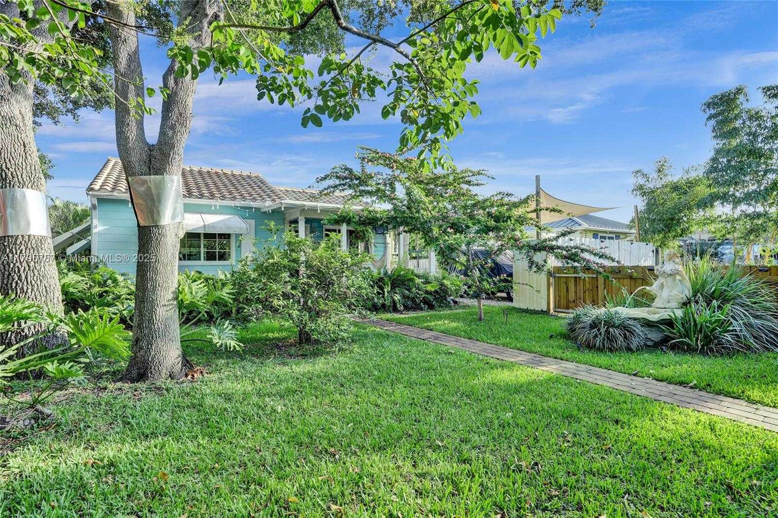Small Image of 1402 SOUTH EAST 1ST ST, Pompano Beach Number 37