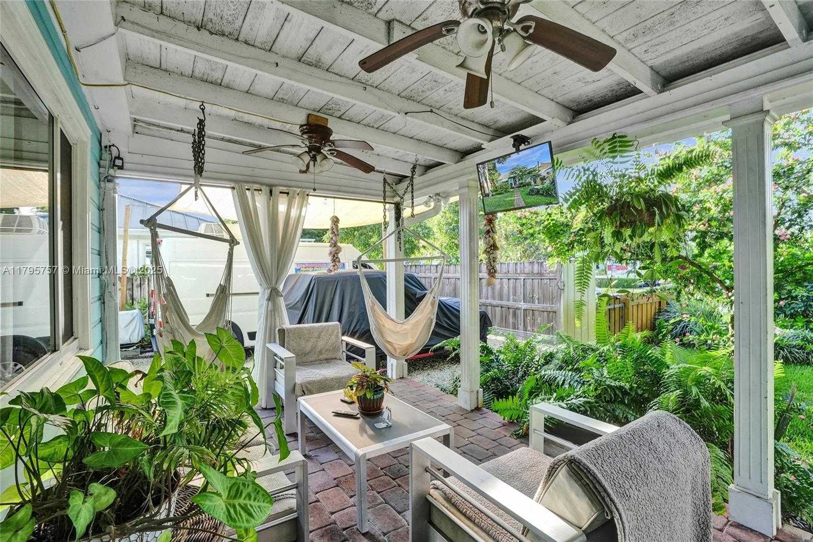 Small Image of 1402 SOUTH EAST 1ST ST, Pompano Beach Number 38
