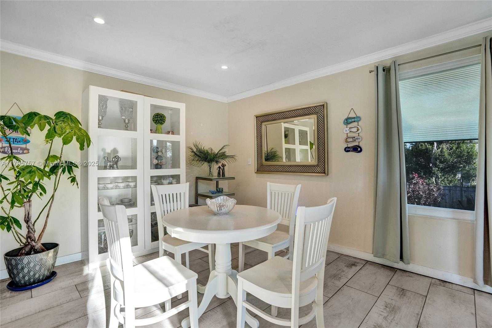 Small Image of 1402 SOUTH EAST 1ST ST, Pompano Beach Number 8
