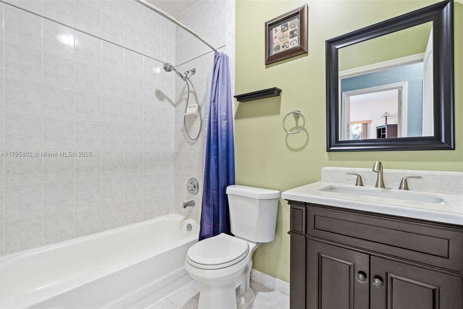 Small Image of 14162 NORTH WEST 87TH CT, Miami Lakes Number 34