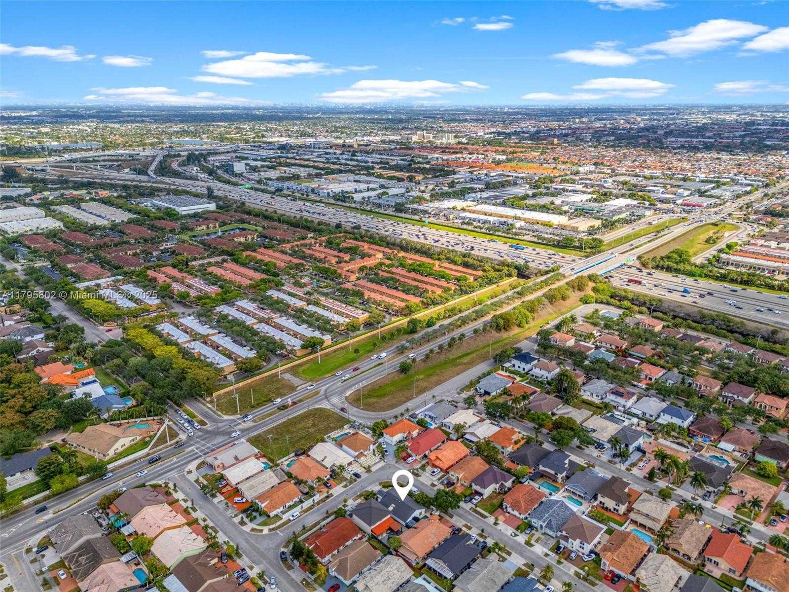 Small Image of 14162 NORTH WEST 87TH CT, Miami Lakes Number 50