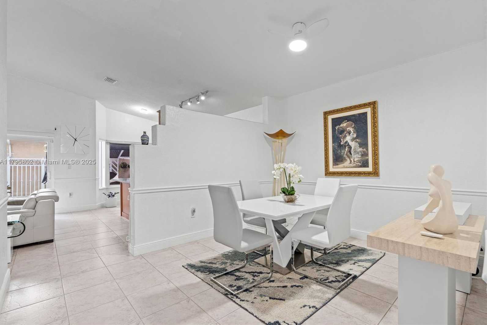 Small Image of 14162 NORTH WEST 87TH CT, Miami Lakes Number 8