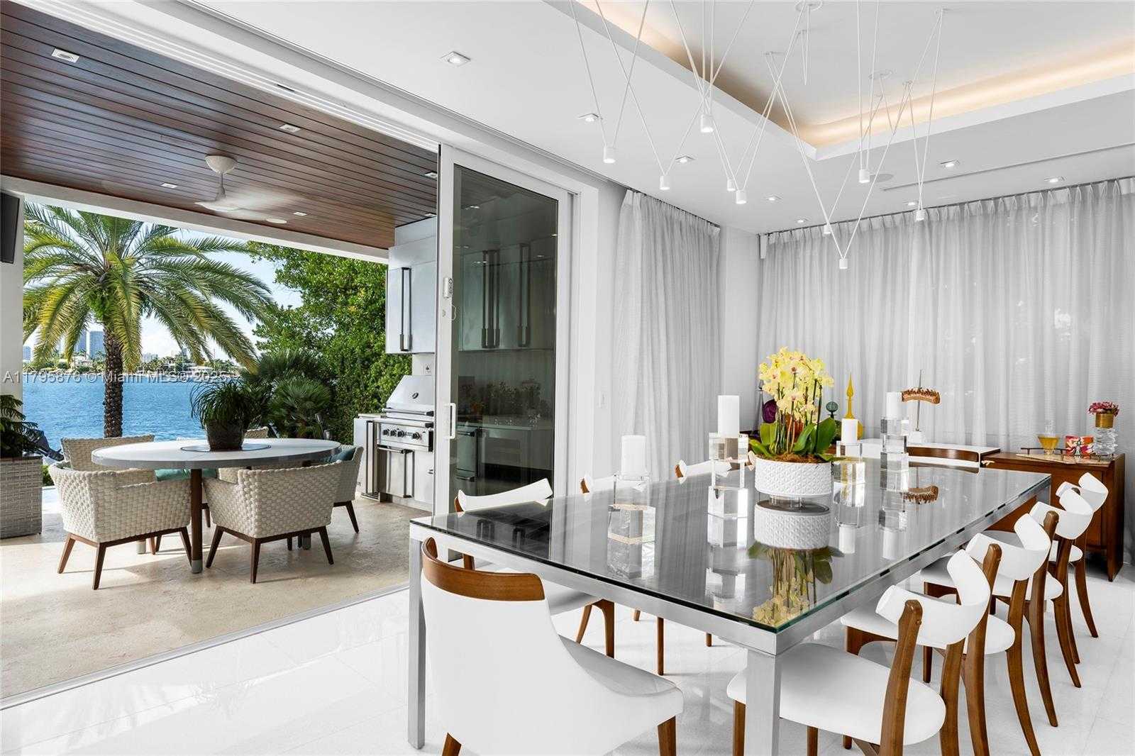 Small Image of 441 NORTH HIBISCUS DR, Miami Beach Number 29
