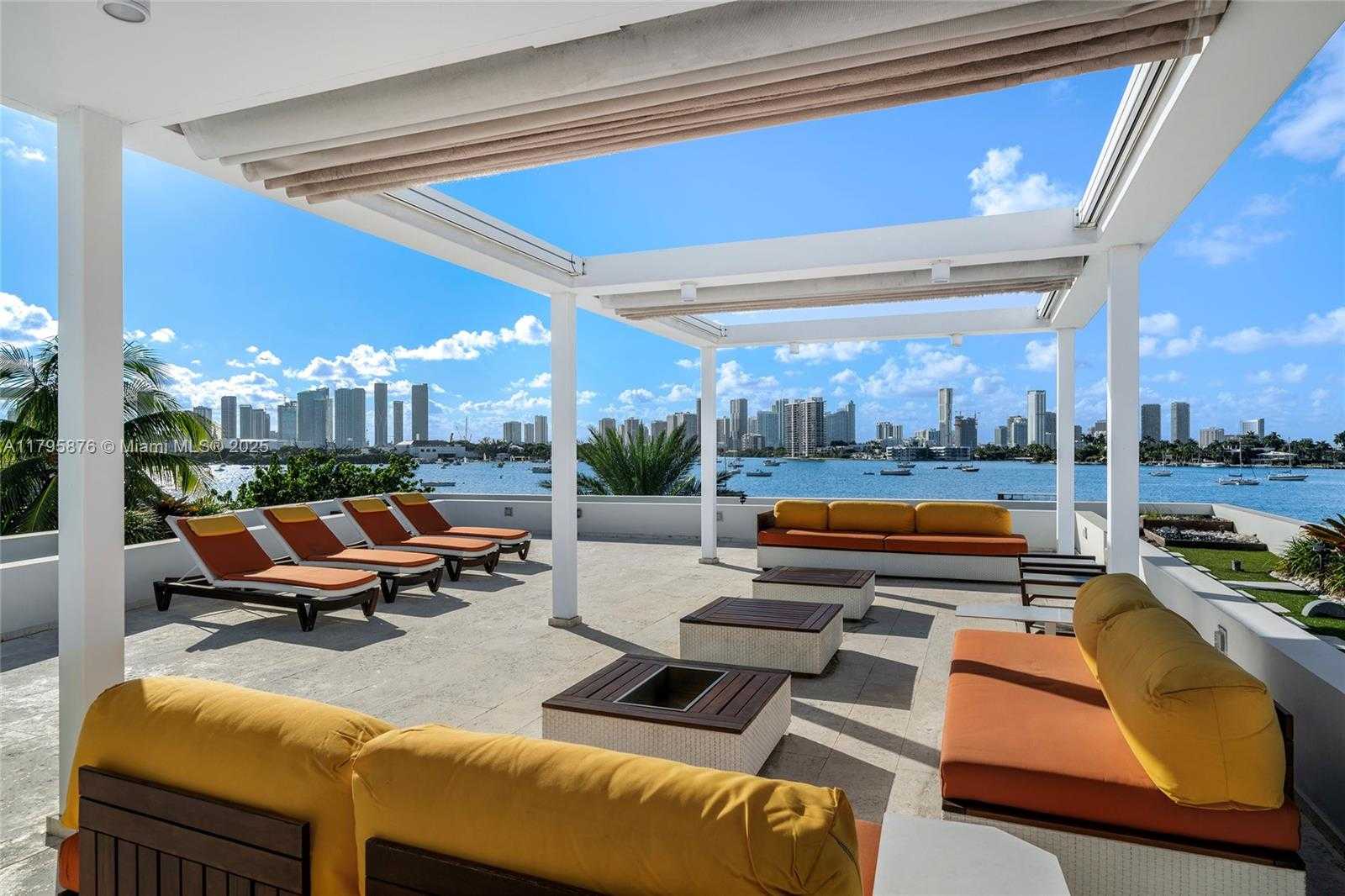 Small Image of 441 NORTH HIBISCUS DR, Miami Beach Number 47