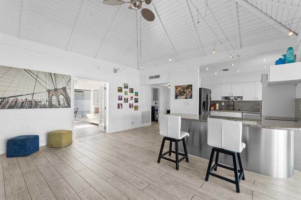 Small Image of 5715 BAYBERRY LN, Tamarac Number 12