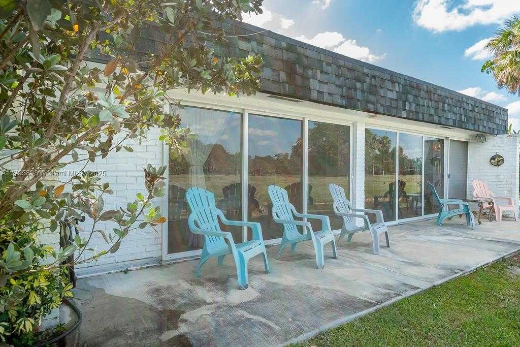 Small Image of 5715 BAYBERRY LN, Tamarac Number 19