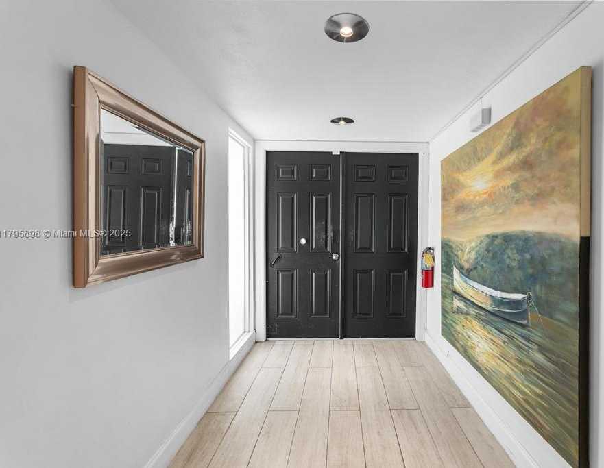 Small Image of 5715 BAYBERRY LN, Tamarac Number 20