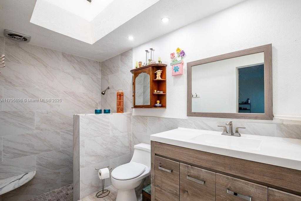 Small Image of 5715 BAYBERRY LN, Tamarac Number 36