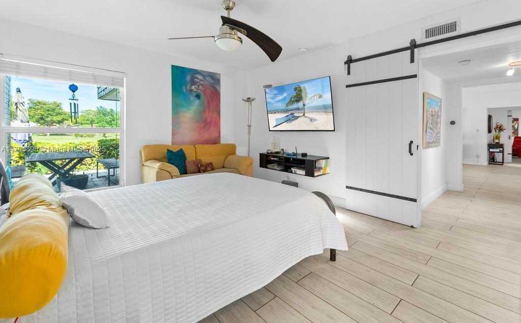 Small Image of 5715 BAYBERRY LN, Tamarac Number 38