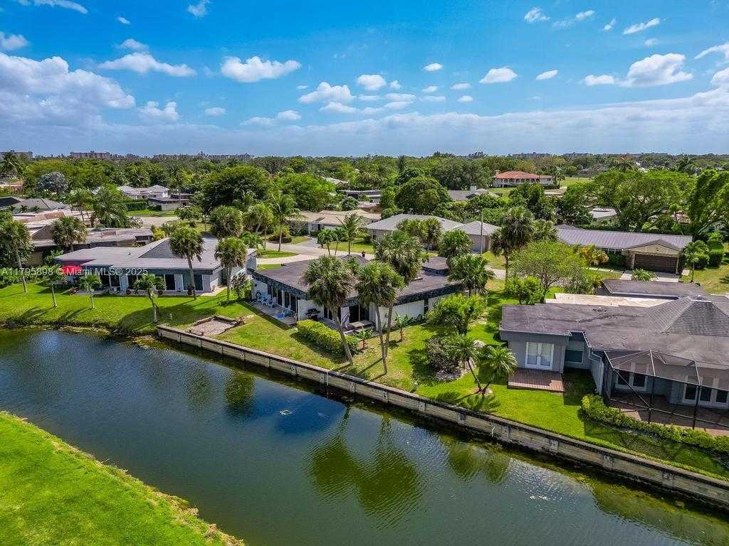 Small Image of 5715 BAYBERRY LN, Tamarac Number 50