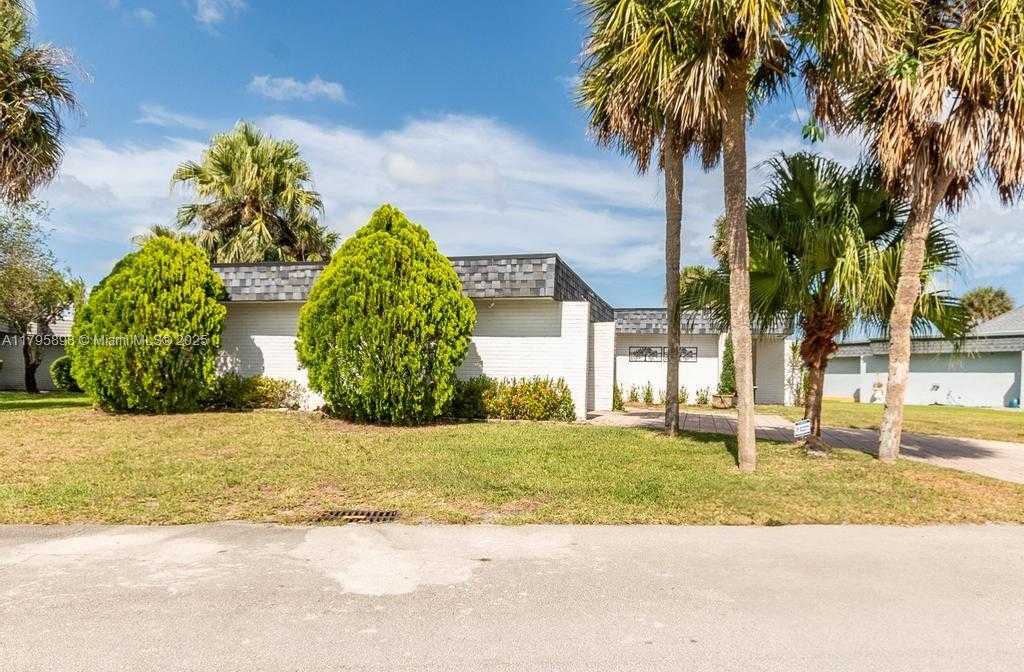 Small Image of 5715 BAYBERRY LN, Tamarac Number 54