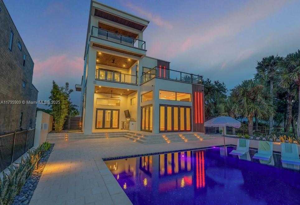 Small Image of 1194 NORTH PENINSULA AVE, New Smyrna Beach Number 16