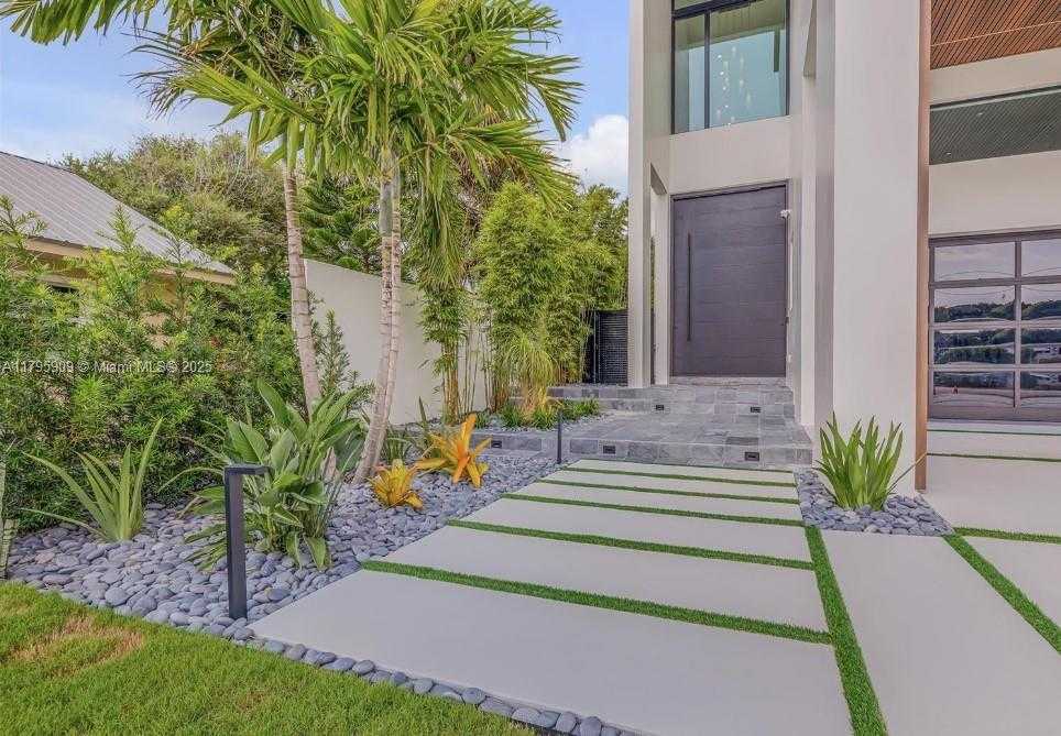 Small Image of 1194 NORTH PENINSULA AVE, New Smyrna Beach Number 24