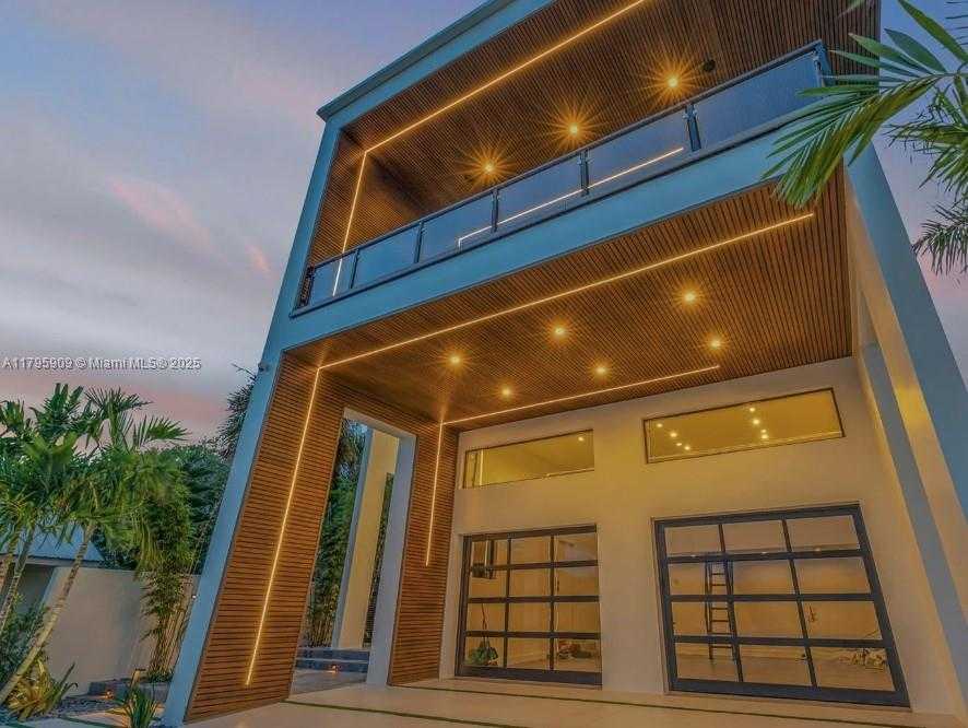 Small Image of 1194 NORTH PENINSULA AVE, New Smyrna Beach Number 40