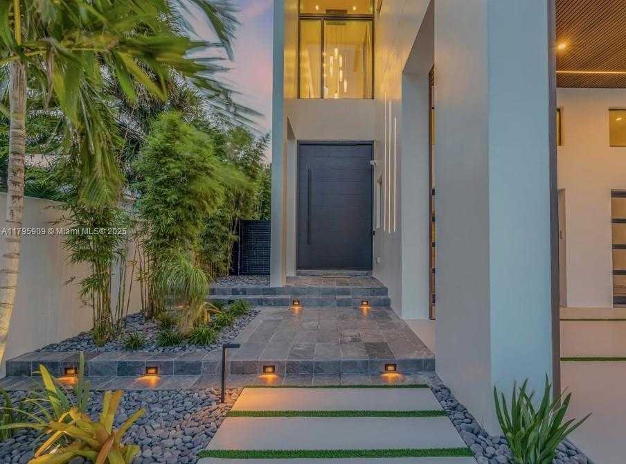 Small Image of 1194 NORTH PENINSULA AVE, New Smyrna Beach Number 43