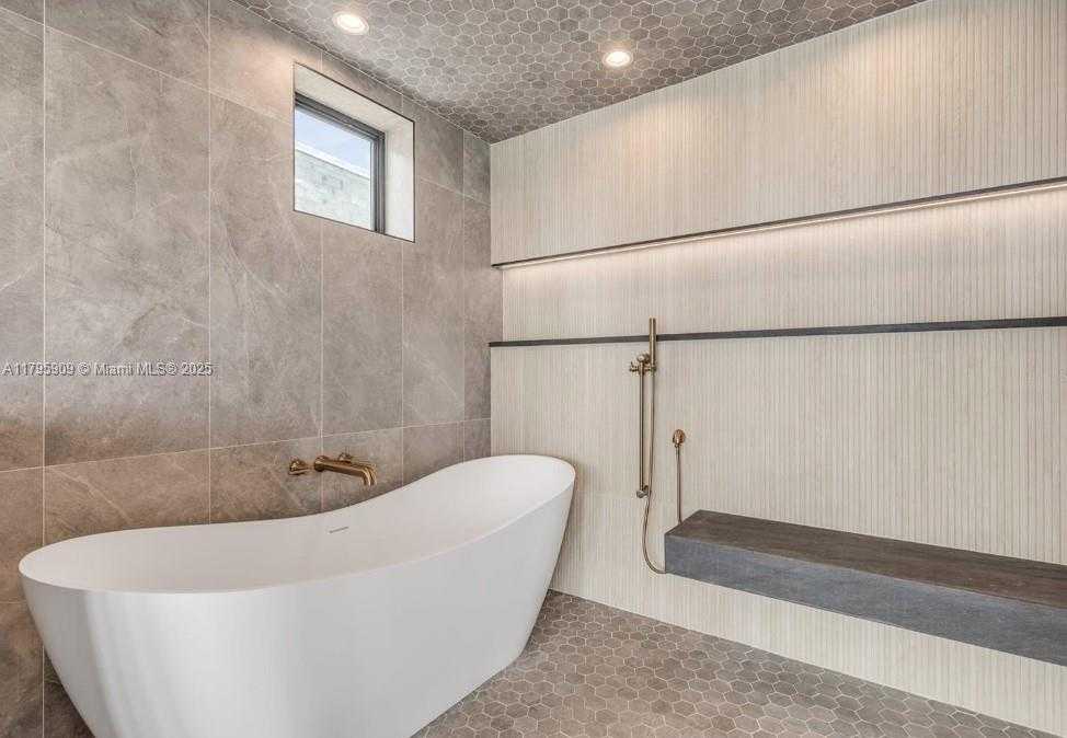 Small Image of 1194 NORTH PENINSULA AVE, New Smyrna Beach Number 75