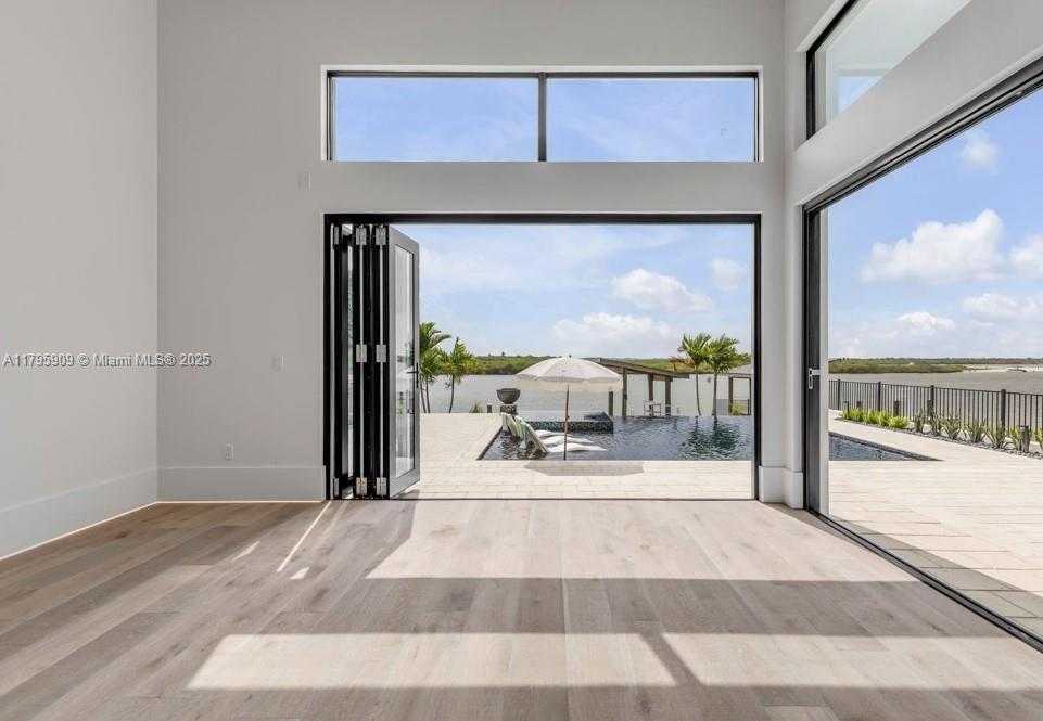 Small Image of 1194 NORTH PENINSULA AVE, New Smyrna Beach Number 8