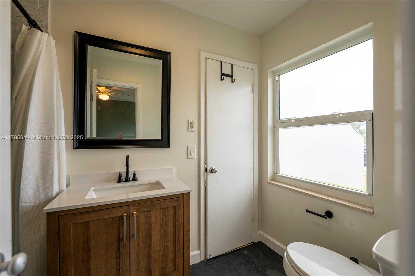Small Image of 8907 SOUTH INDIAN RIVER DR, Fort Pierce Number 18