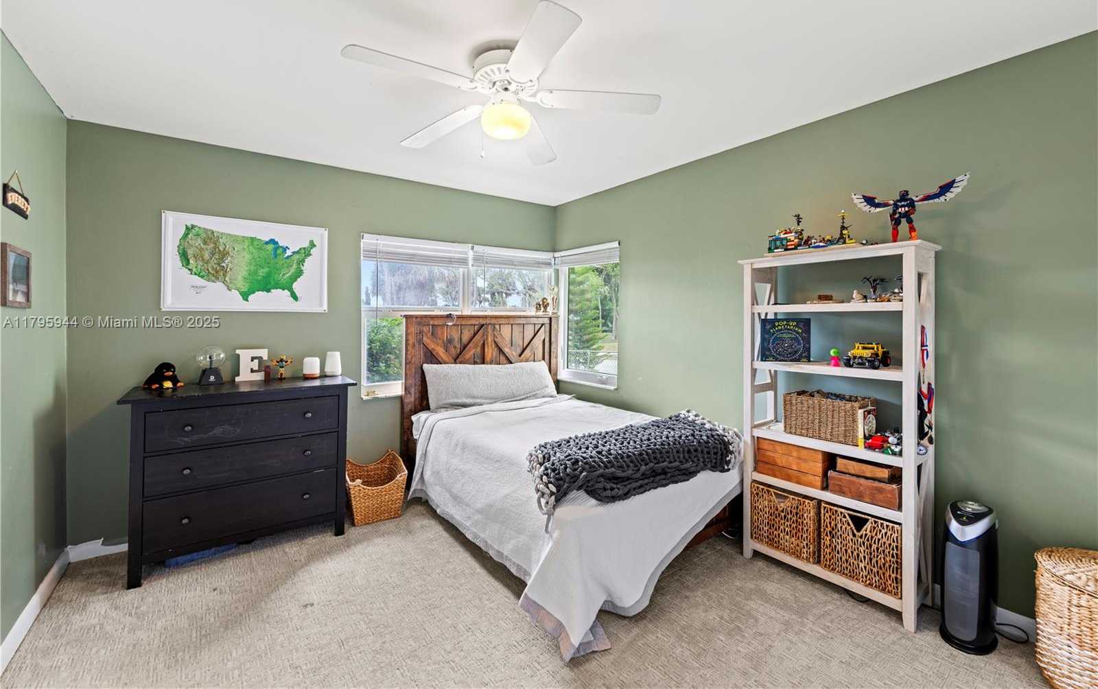 Small Image of 8907 SOUTH INDIAN RIVER DR, Fort Pierce Number 20