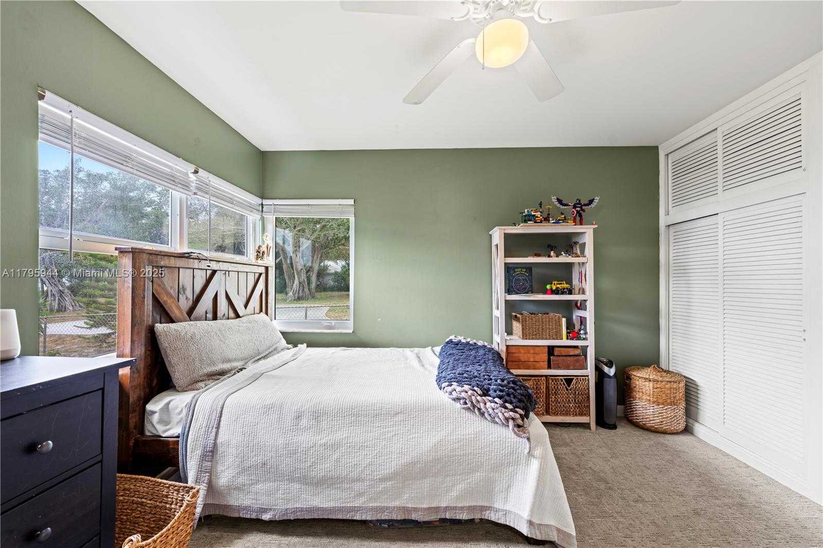 Small Image of 8907 SOUTH INDIAN RIVER DR, Fort Pierce Number 21