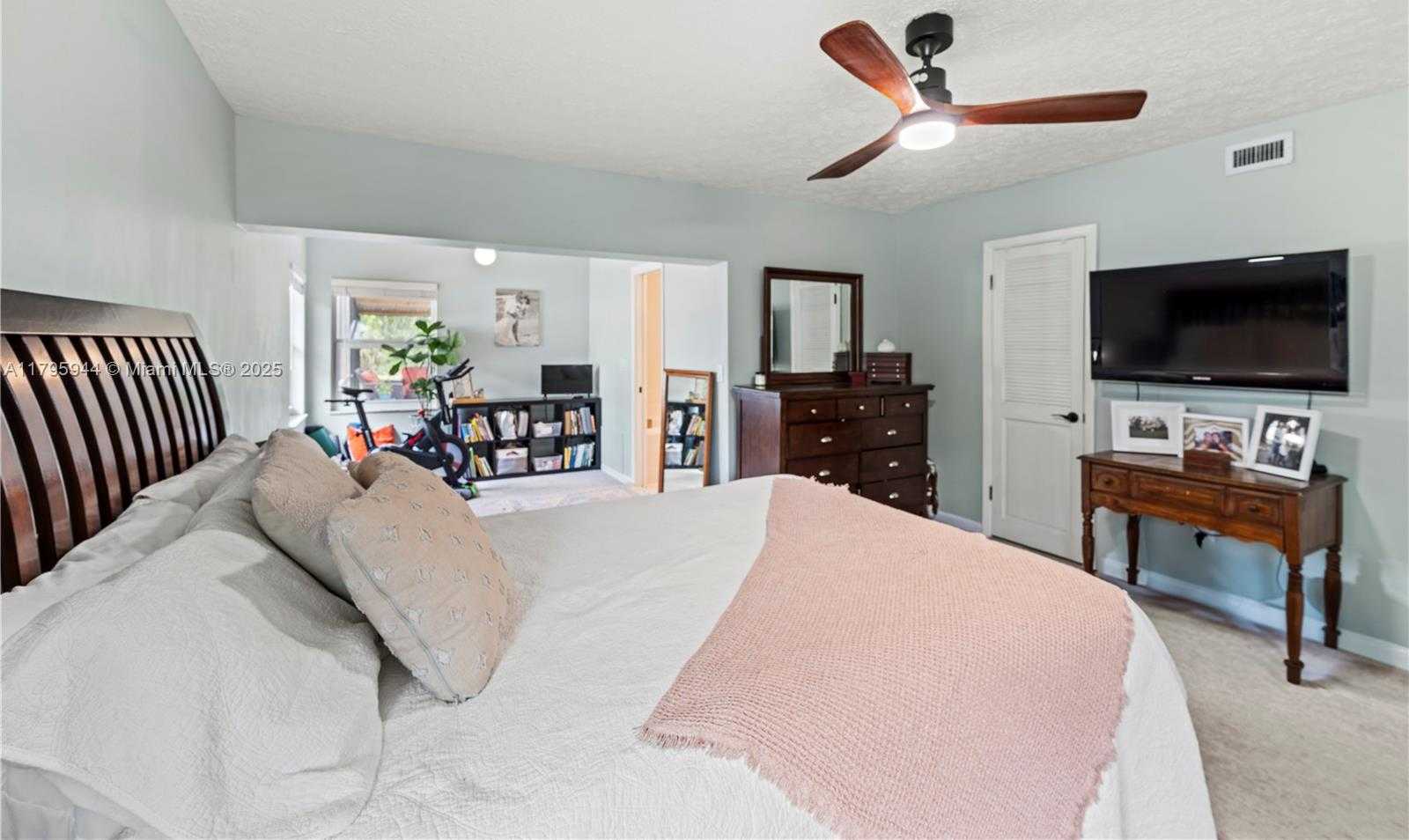 Small Image of 8907 SOUTH INDIAN RIVER DR, Fort Pierce Number 23