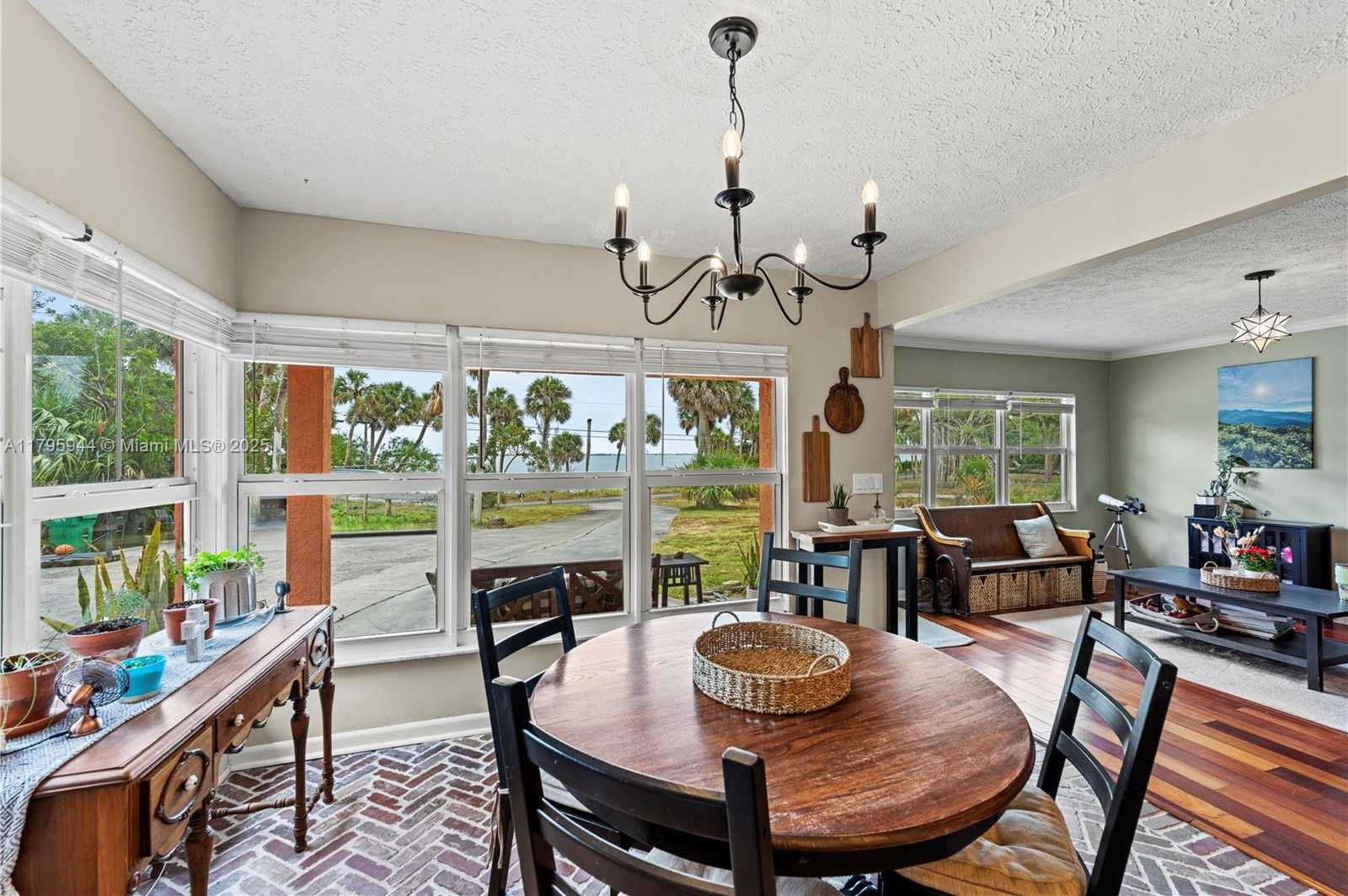 Small Image of 8907 SOUTH INDIAN RIVER DR, Fort Pierce Number 5