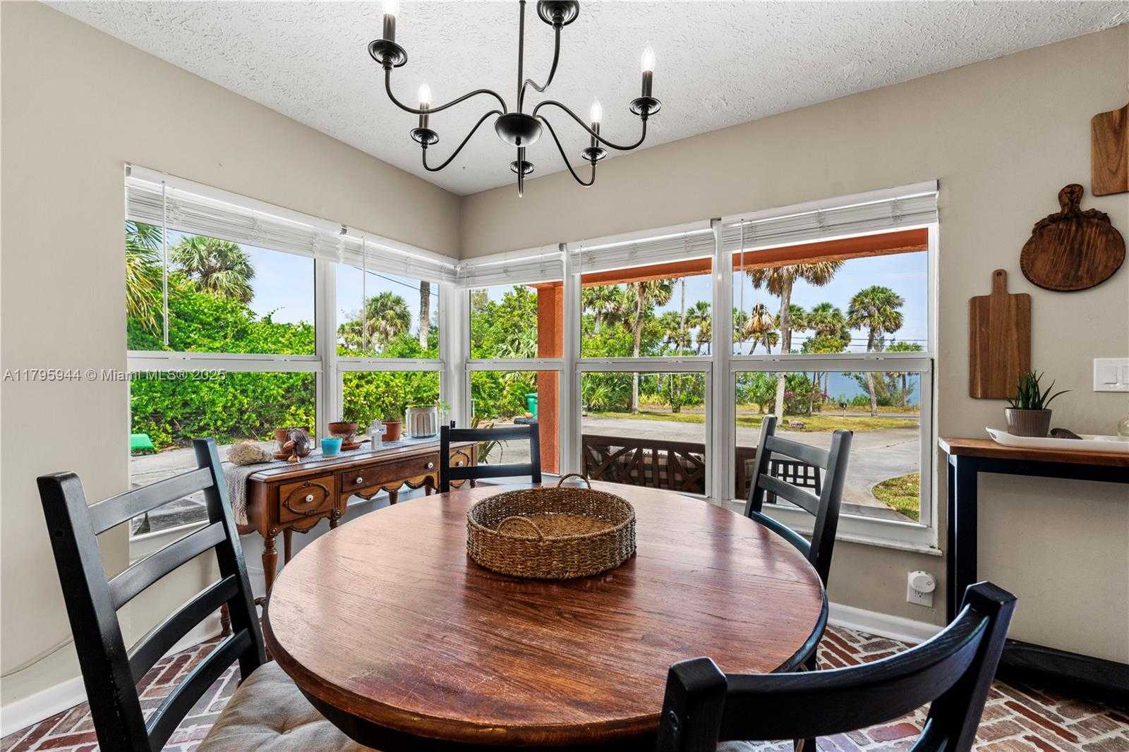 Small Image of 8907 SOUTH INDIAN RIVER DR, Fort Pierce Number 6