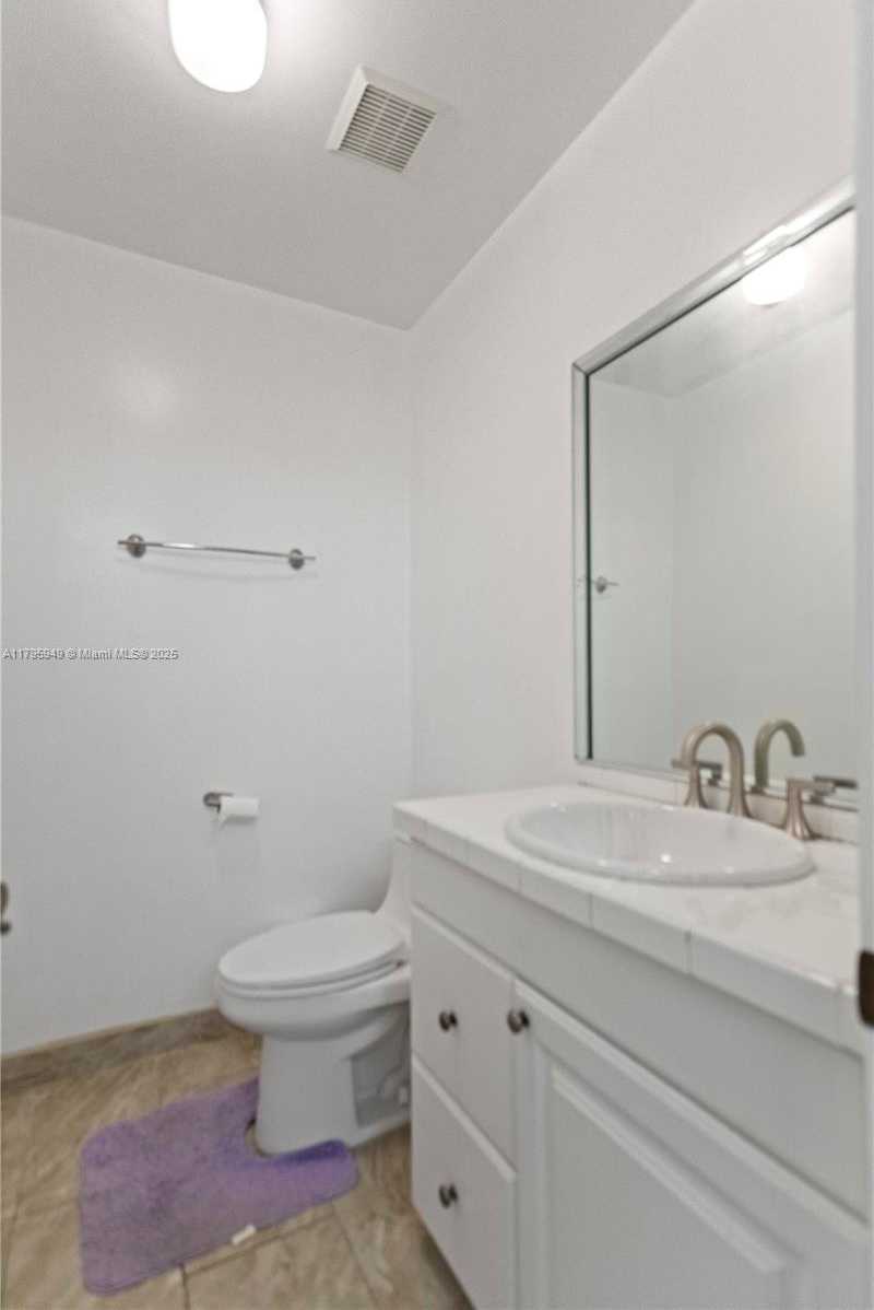 Small Image of 1051 SOUTH WEST 95TH TER, Pembroke Pines Number 30