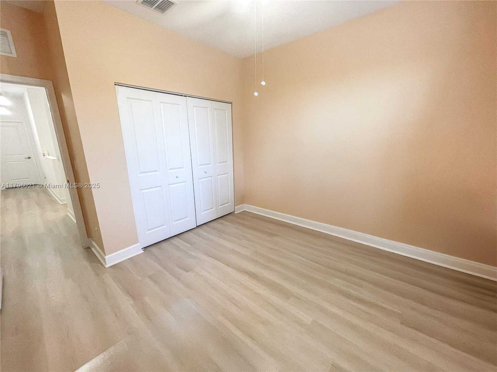 Small Image of 4723 NORTH WEST 59TH ST, Tamarac Number 12