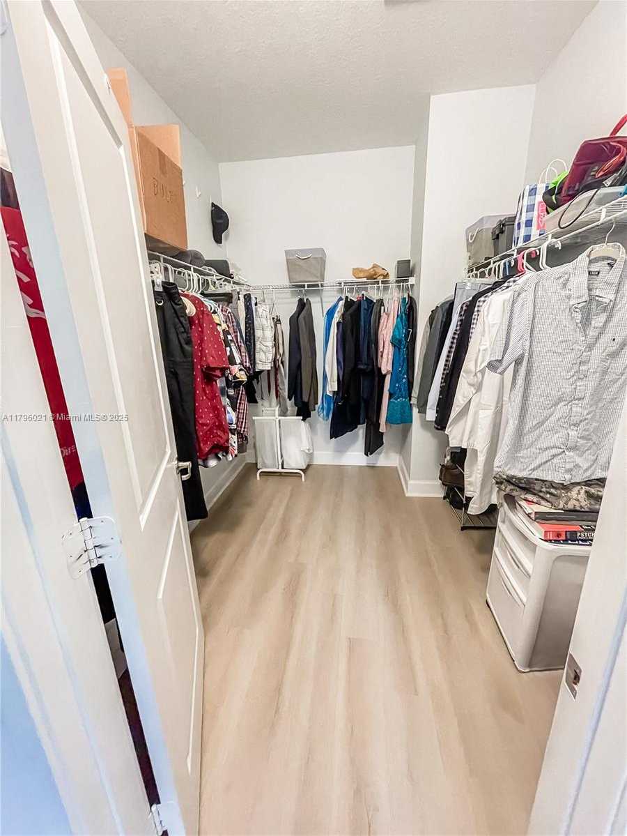 Small Image of 4723 NORTH WEST 59TH ST, Tamarac Number 17